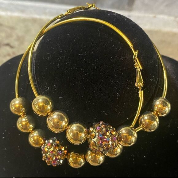Woman’s Large 3” Gold Colored Beaded‎ Hoop Earrings - Picture 1 of 3
